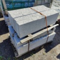 1091351-1 Granitkantsten RFV2 Rak Porto Grå 1100x120x300 mm ca 14.3 m