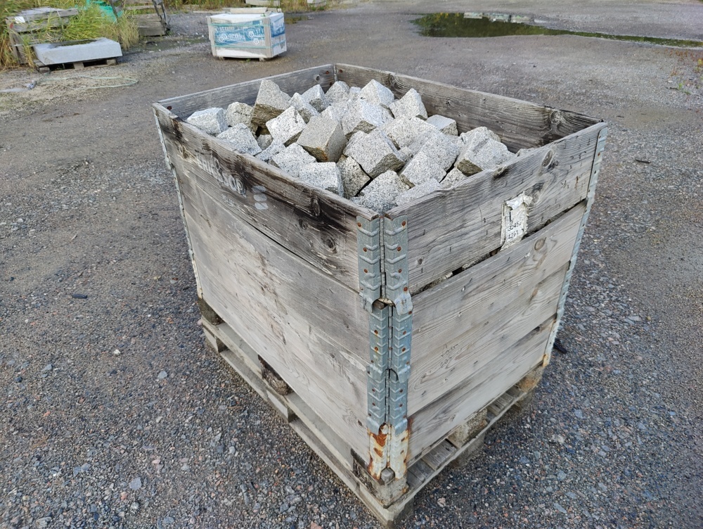 1091359-1 Gatsten Granit Castro White 80/100 ca 5 m2