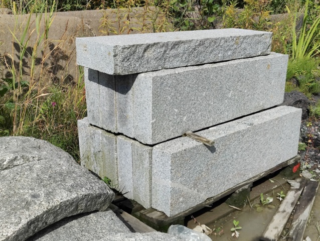 1091367-2 Granitkantsten RFV2 Rak Porto Grå 1100x120x300 mm ca 12,1 m