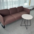 1422051-1 Soffa - Johanson 3-sittsig samt runt bord