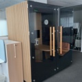 1422053-3 Mötesbås 4 pers - Mutebox Meet Connect med bildskärm och högtalare för videomöten