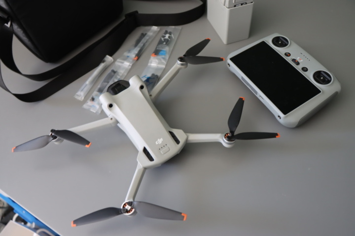 1296111-2 Drone DJI Mini 3 Pro