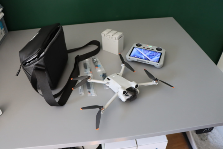 1296111-11 Drone DJI Mini 3 Pro