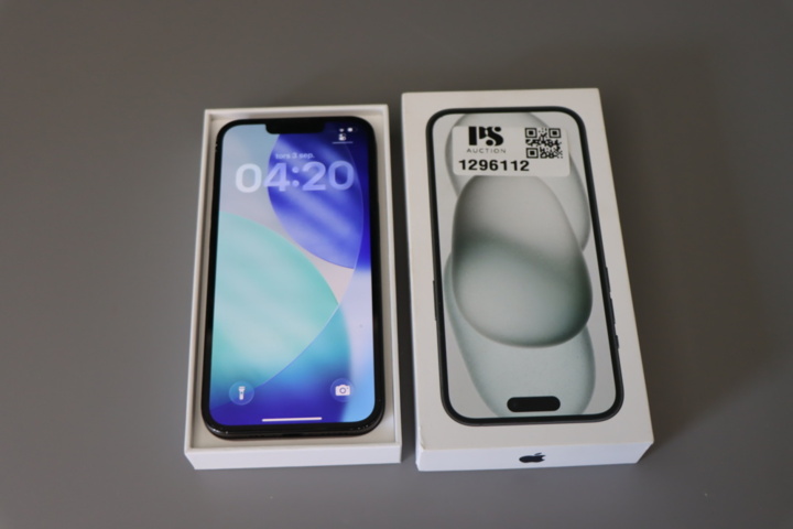 1296112-1 iPhone 16e 128GB