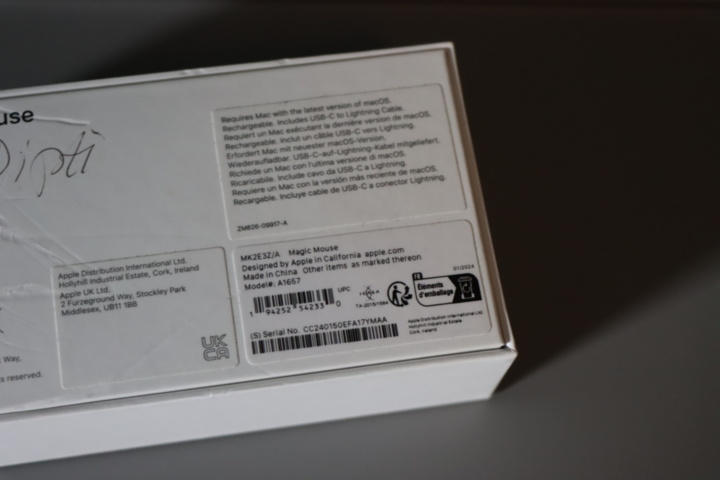 1296113-3 Apple wireless magic mouse and keyboard