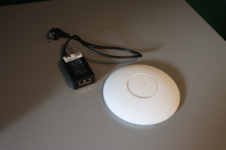 1296116-4 Access point UniFi AP AC Pro