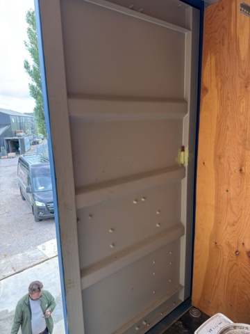 1566007-17 Container 20 feet
