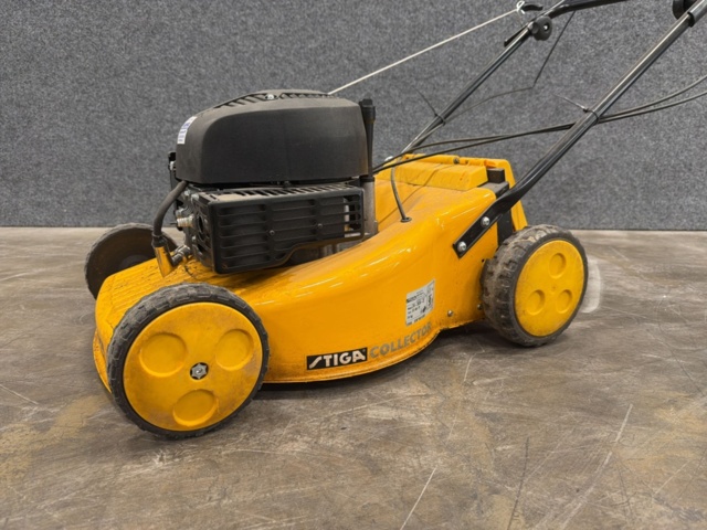 1570639-1 Lawnmower Stiga 24-3834-22