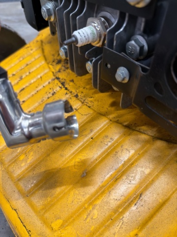 1570639-5 Lawnmower Stiga 24-3834-22