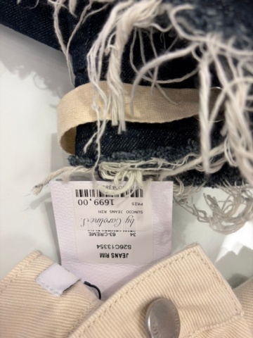 1575854-24 Lot of 50 pairs of pants, 9 pairs of shoes and belts