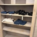 1575854-28 Lot of 50 pairs of pants, 9 pairs of shoes and belts