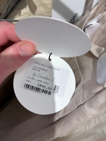 1578156-19 Lot of women's clothing, approximately 170 garments