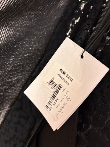 1578156-45 Lot of women's clothing, approximately 170 garments