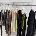 1578156-2 Lot of women's clothing, approximately 170 garments