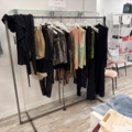 1578156-5 Lot of women's clothing, approximately 170 garments