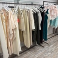 1578156-4 Lot of women's clothing, approximately 170 garments