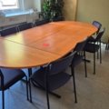 1571403-1 Kinnarps konferensbord med 9 stolar