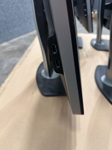 1578127-14 4 pcs Computer monitors