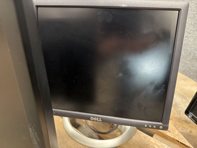 1578127-5 4 pcs Computer monitors