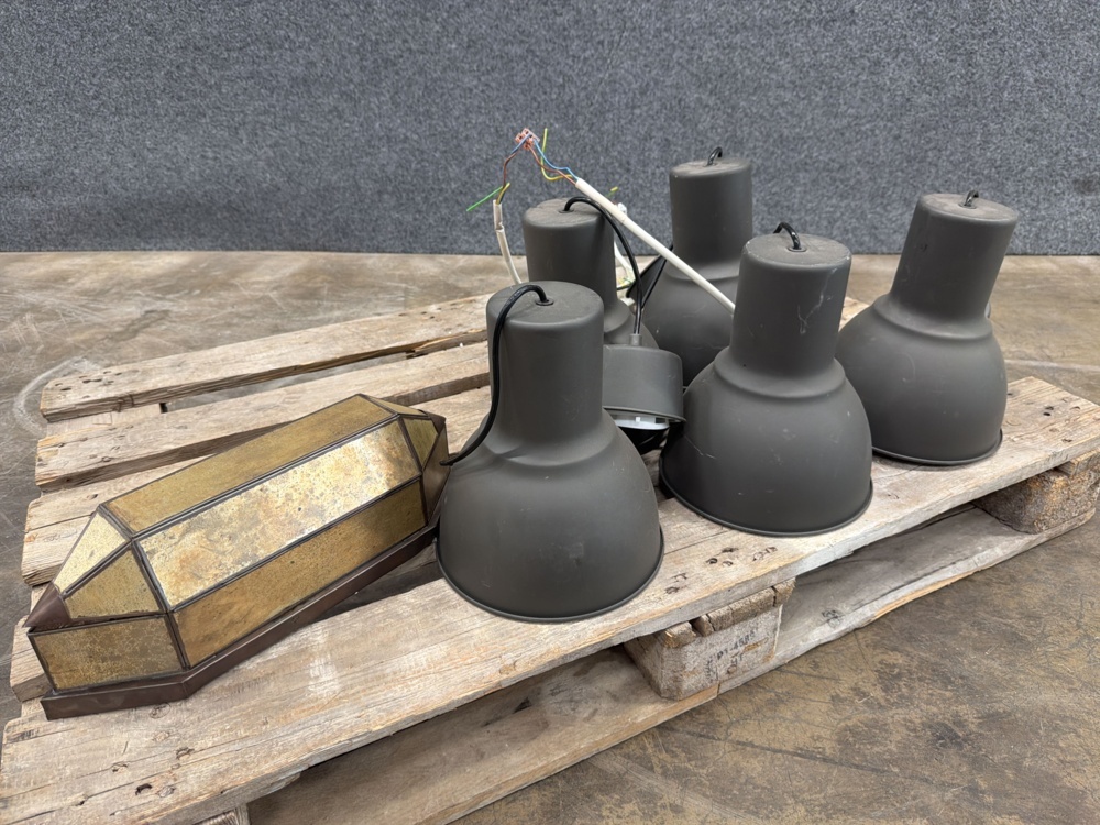 1578136-1 Pendellampor & väggarmatur