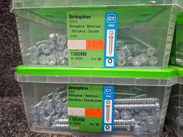 1575986-2 400 st Betongskruv 7.5(6)x92 & 7.5x92mm, Essve