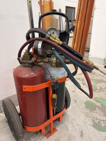 1566881-2 Gas welding cart – AGA Fixiflam