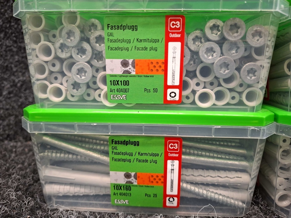 1575999-2 175 st Fasadplugg GXL 10x100 & 10x160mm, Essve