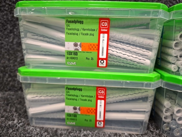 1576000-2 150 st Fasadplugg GXL 10x160 & 8x100mm, Essve