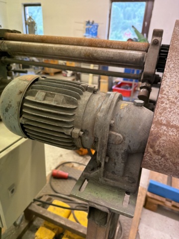 1566887-5 Sheet metal rolling
