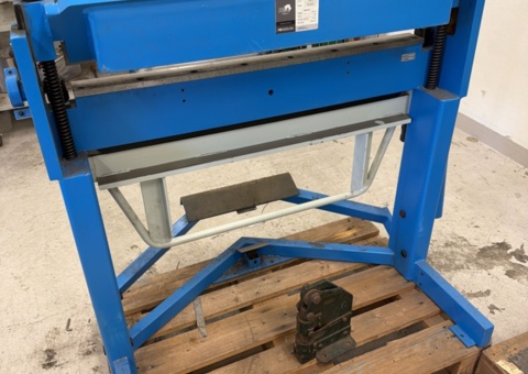 Plåtbockningsmaskin - PELA Tools PB1020/2A