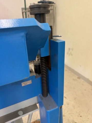 1566889-4 Sheet metal bending machine - PELA Tools PB1020/2A