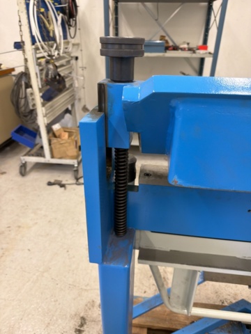 1566889-6 Sheet metal bending machine - PELA Tools PB1020/2A