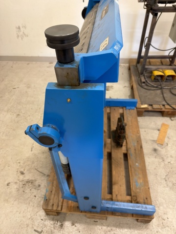 1566889-7 Sheet metal bending machine - PELA Tools PB1020/2A