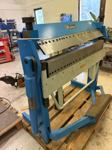 1566889-12 Sheet metal bending machine - PELA Tools PB1020/2A