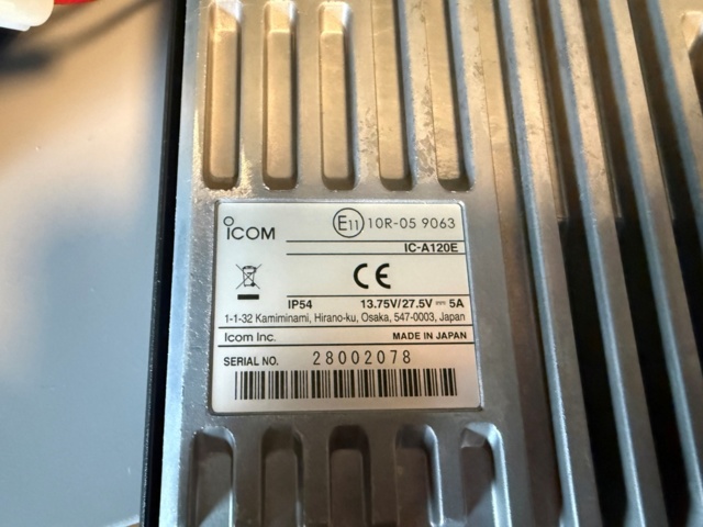1296117-5 Two-way radio / Aviation radio Icom IC-A120E with power supply