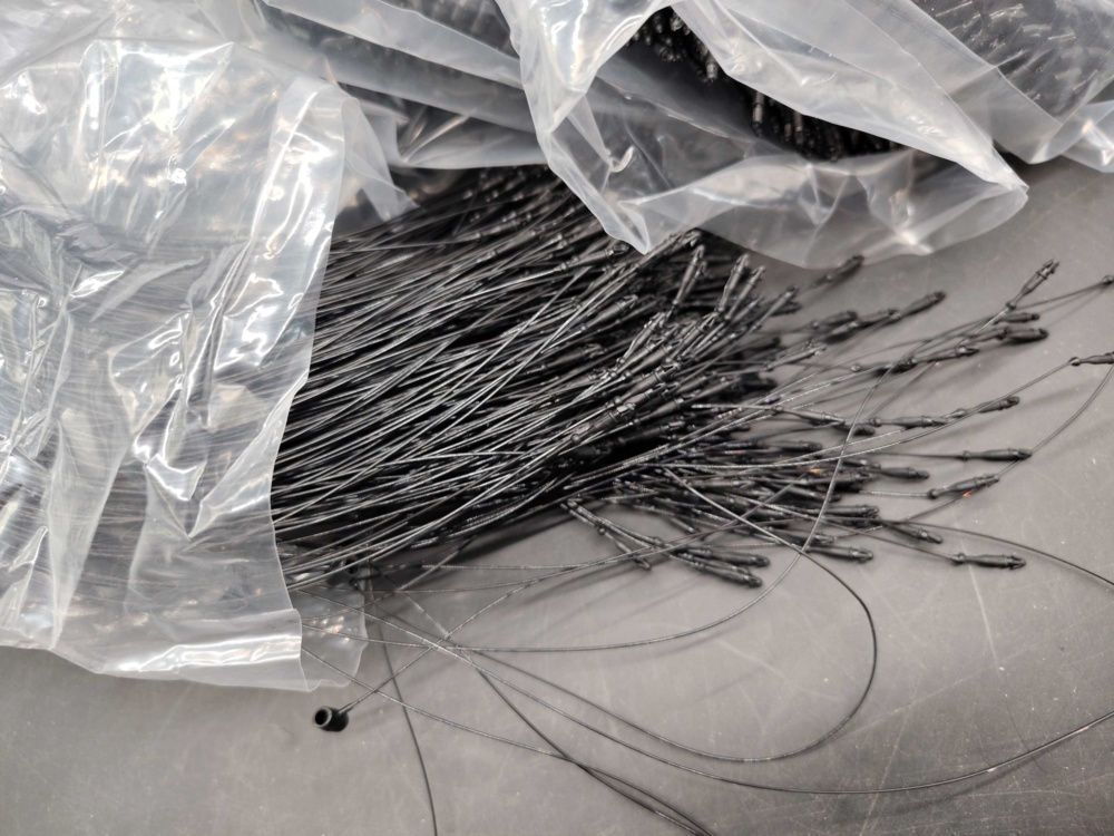 1576160-1 Loop pins, 100,000 pcs - Tagalong Ambi Tach, 225 mm, black