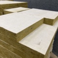 1578304-5 4 pallets of used Kanalbatts 95