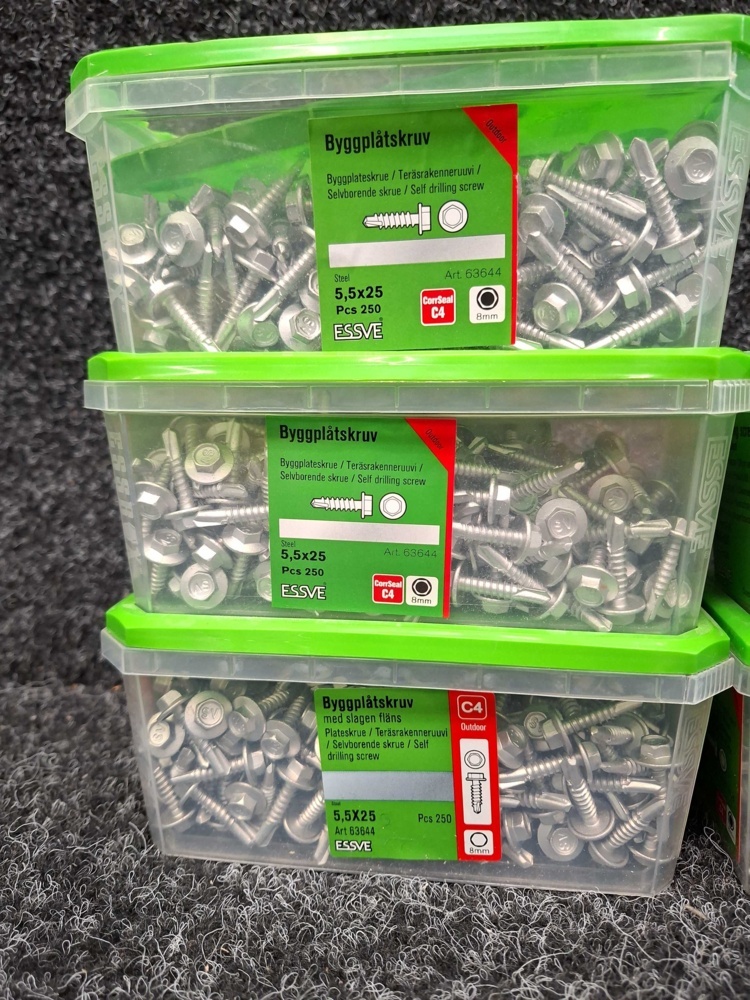1576031-2 1250 pcs. Sheet metal screws 5.5x25mm, Essve