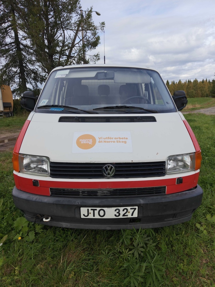 1485780-2 Volkswagen Transporter Chassi Double Cab 2.6t 2.5 Syncro, 110hk -1995 (Reparationsobjekt)