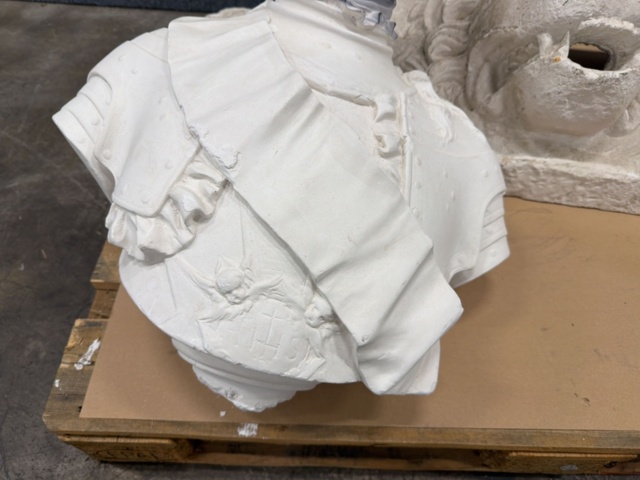1578148-7 2 st Gipsfigurer