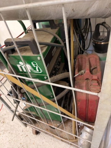 1566892-4 Trolley with welding equipment, cutting machine and air-powered tools - Migatronic LTE 140