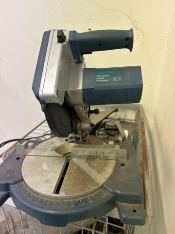 1566892-11 Trolley with welding equipment, cutting machine and air-powered tools - Migatronic LTE 140