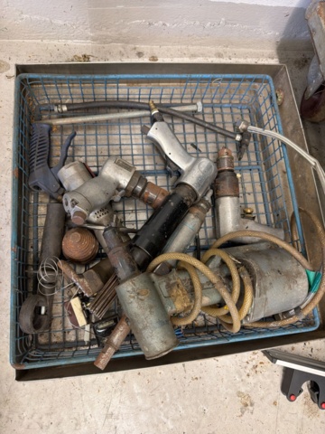 1566892-15 Trolley with welding equipment, cutting machine and air-powered tools - Migatronic LTE 140