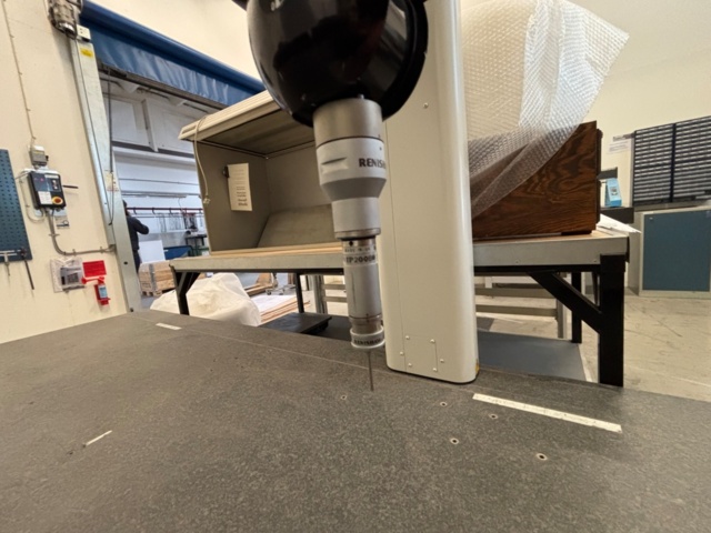 1563339-21 Coordinate measuring machine Mitutoyo Crysta-Apex C122010 – 2006