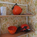 1485785-8 Helmets and safety boots