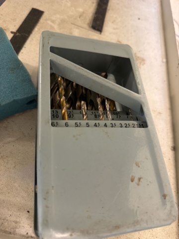 1566901-13 Tool trolley with contents