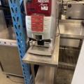 1566025-1 Kaffemaskin med bänk – Nescafé Alegria A630