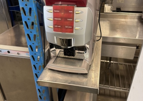 Kaffemaskin med bänk – Nescafé Alegria A630
