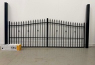 1578371 Double gate 400 cm with motor control and posts – Vaxholm, wrought iron gate for driveway