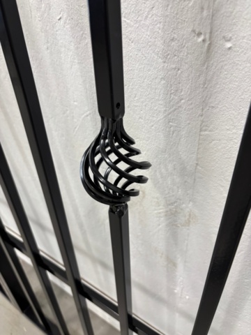 1578371-5 Double gate 400 cm with motor control and posts – Vaxholm, wrought iron gate for driveway